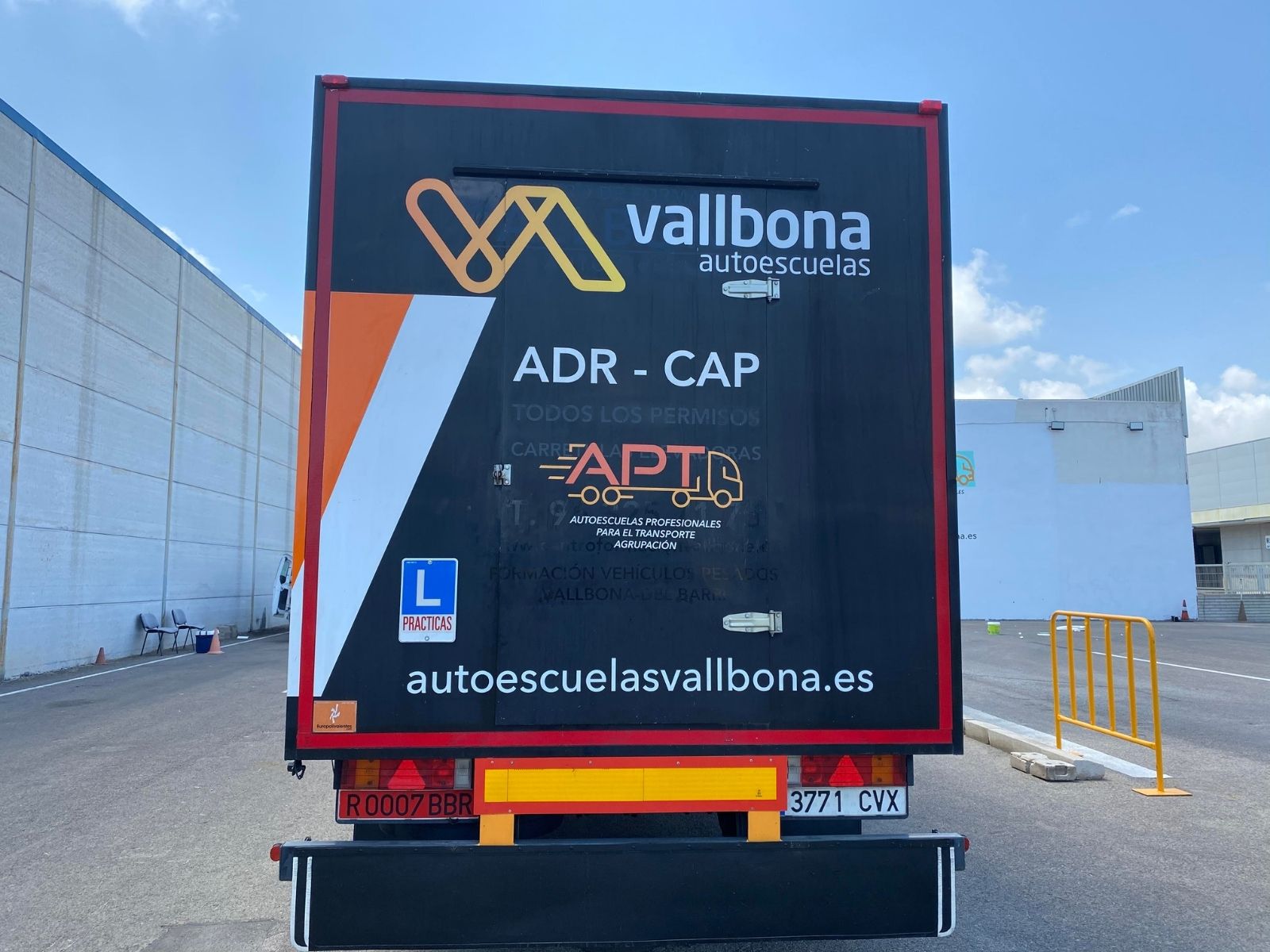 Permiso de conducir camiones en Valencia